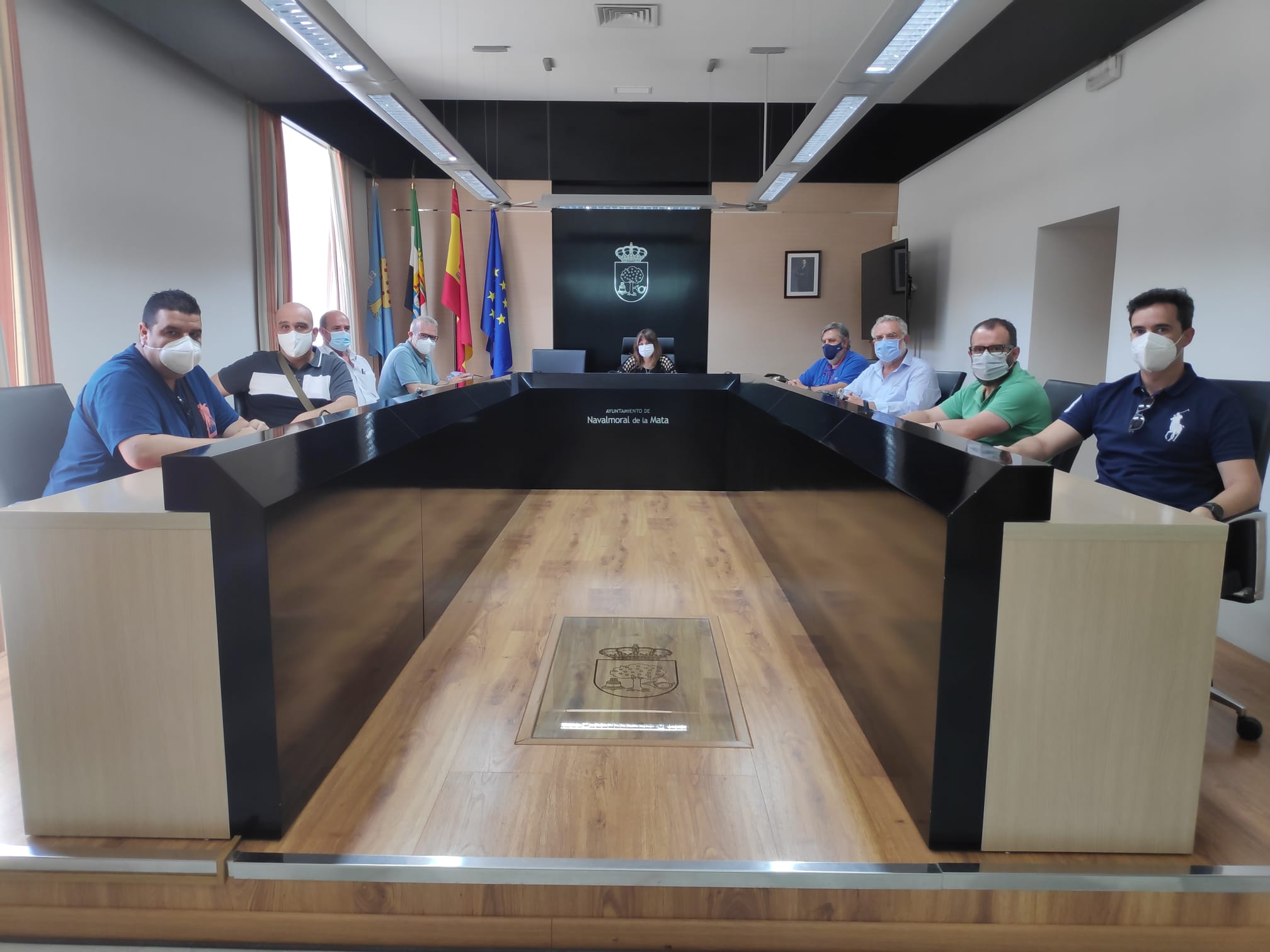 Representantes de UGT FICA en CNA se entrevistan con la alcaldesa de Navalmoral de la Mata